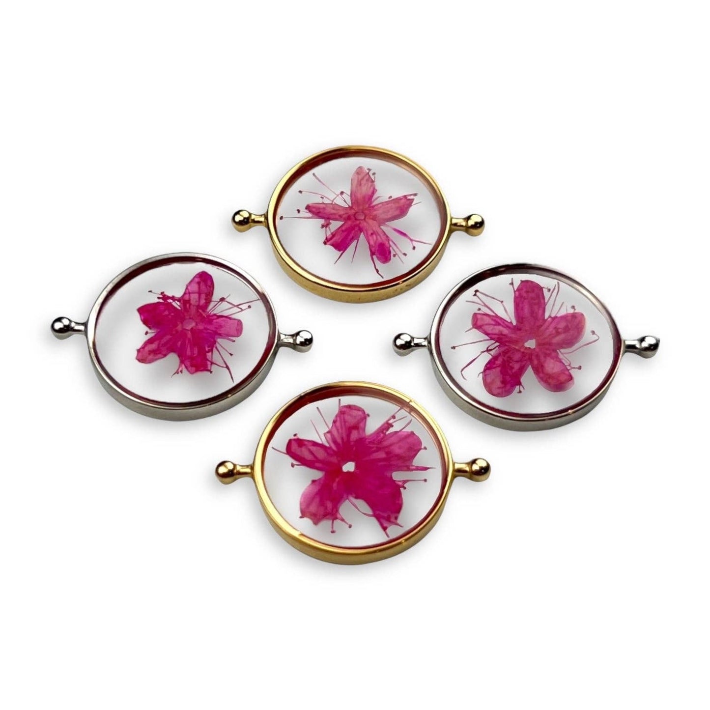 Encapture™ Flower Charm